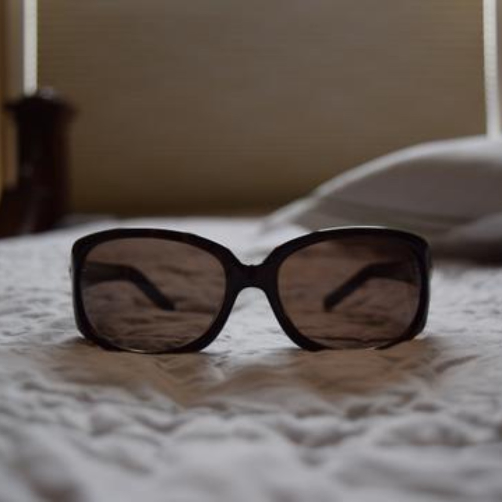 SOLD Juicy Couture Tortoise/Brown Sunglasses